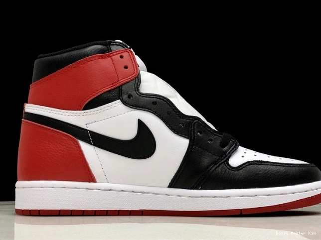 555088-125 Air Black 1 Jordan Toe Retro 0624